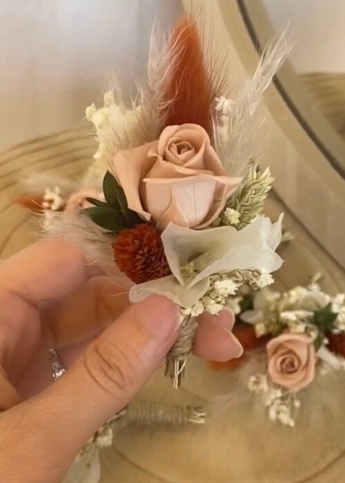 Boutonnière Pauline