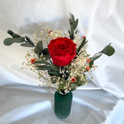 Bouquet rose éternelle rouge + Vase vert
