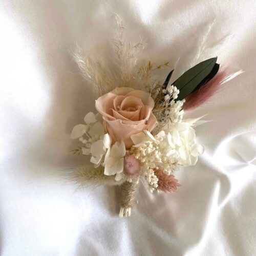 Boutonnière Lana