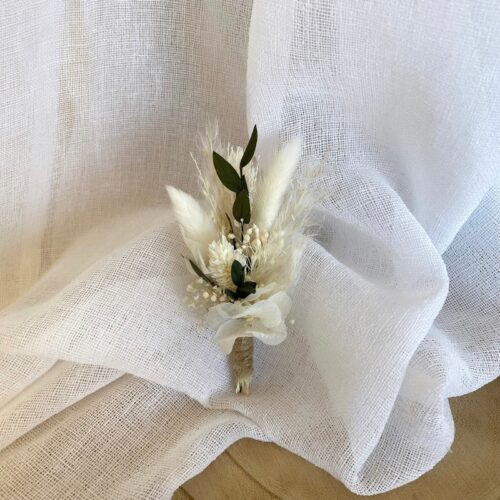 Boutonnière fleurs séchées blanc/vert