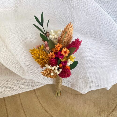 Boutonnière Maya