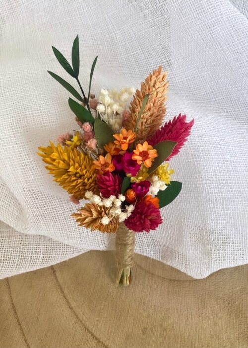 Boutonnière Maya