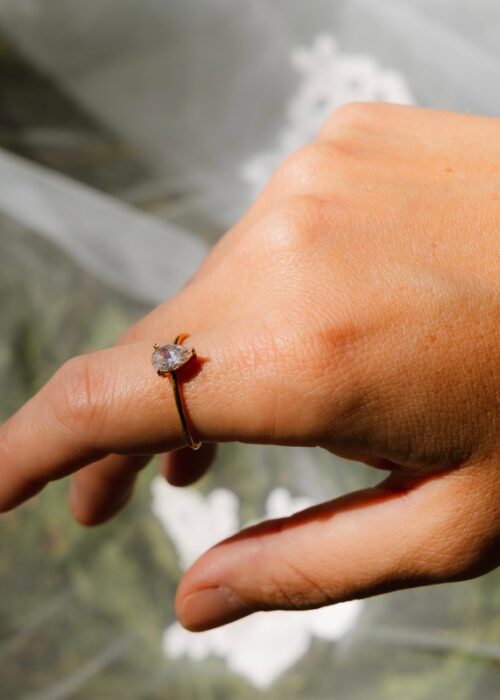 Bague en forme de goutte